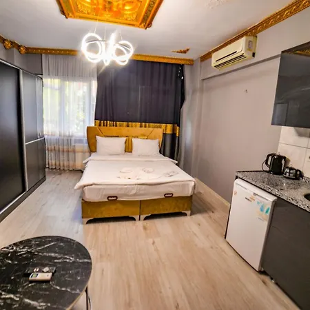 Travel Bed & Breakfast *